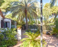 Resale - Villa - Orihuela Costa - Punta Prima