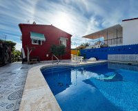 Resale - Villa - Orihuela Costa - Punta Prima