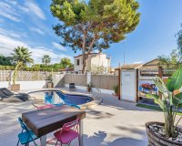 Resale - Villa - Orihuela Costa - Punta Prima