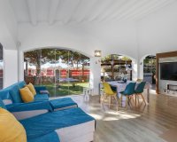 Resale - Villa - Orihuela Costa - Punta Prima