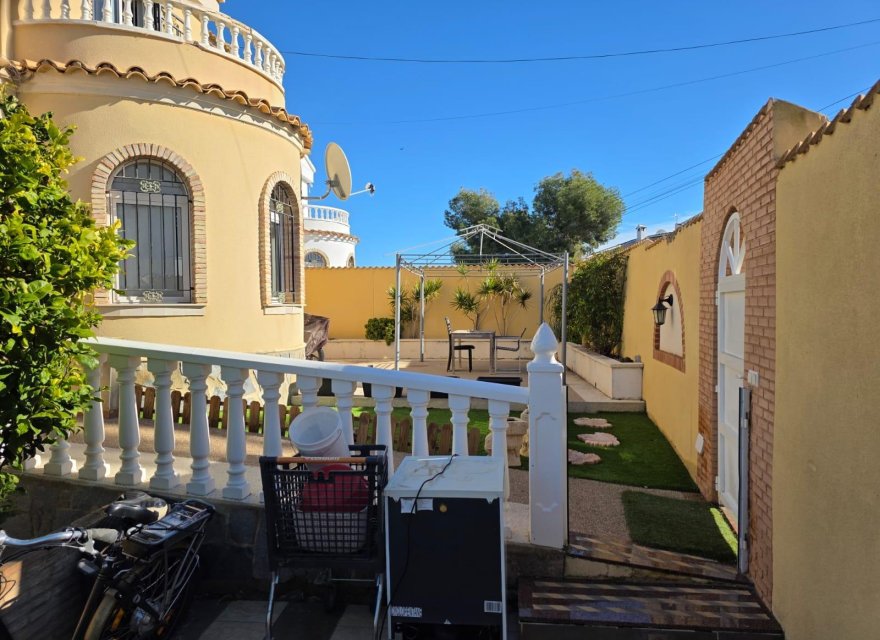 Resale - Villa - Orihuela Costa - Villamartín-las Filipinas