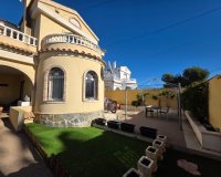 Resale - Villa - Orihuela Costa - Villamartín-las Filipinas