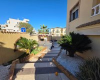 Resale - Villa - Orihuela Costa - Villamartín-las Filipinas