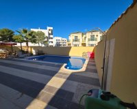 Resale - Villa - Orihuela Costa - Villamartín-las Filipinas