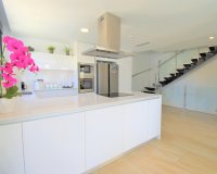 Resale - Villa - Orihuela Costa - Villamartin