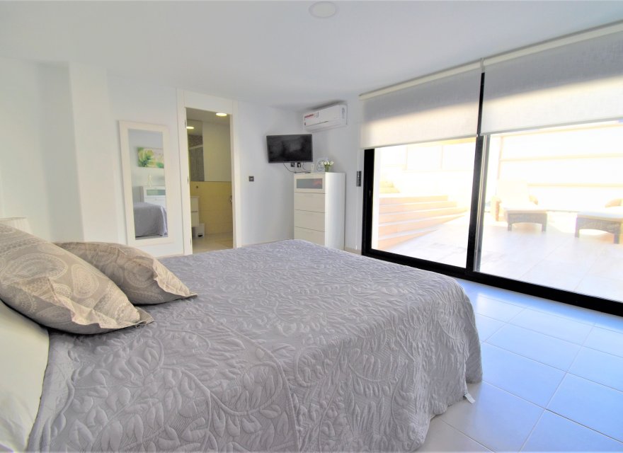 Resale - Villa - Orihuela Costa - Villamartin