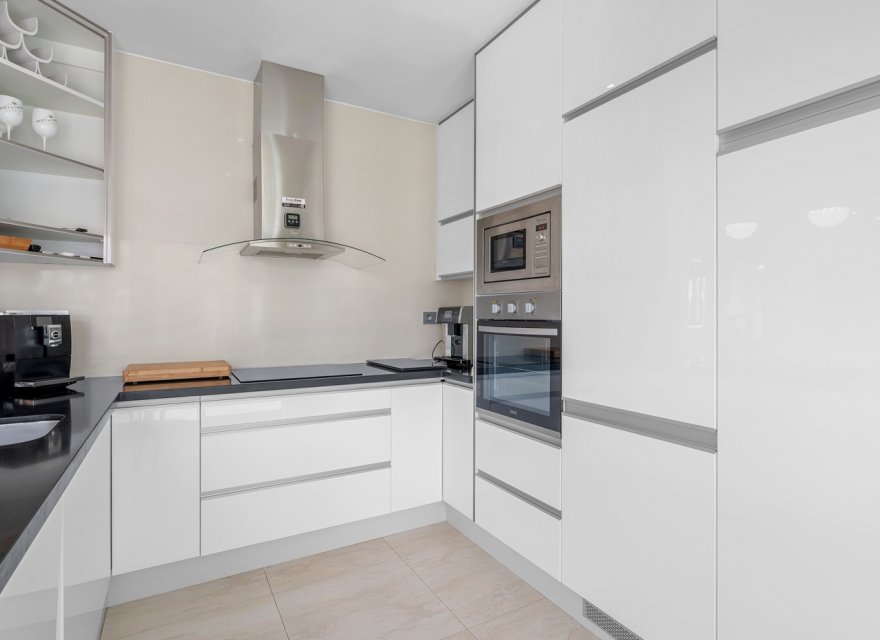 Resale - Villa - Orihuela Costa - Villamartín