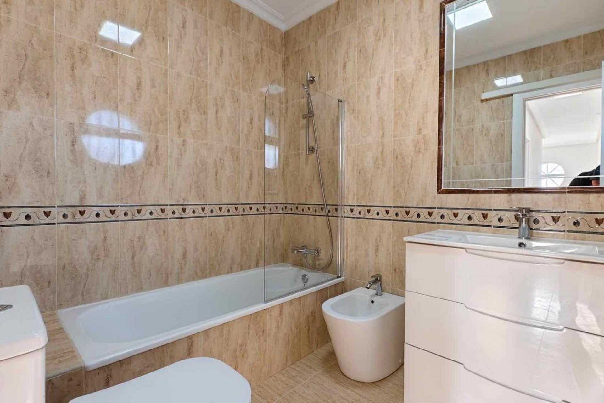 Resale - Villa - Orihuela Costa - Villamartin