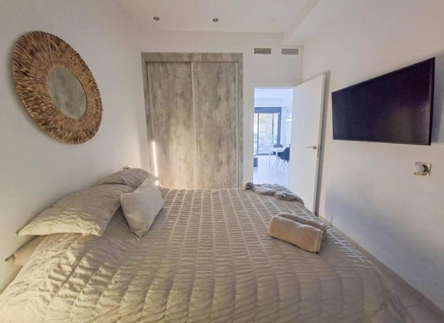 Resale - Villa - Orihuela Costa - Villamartín