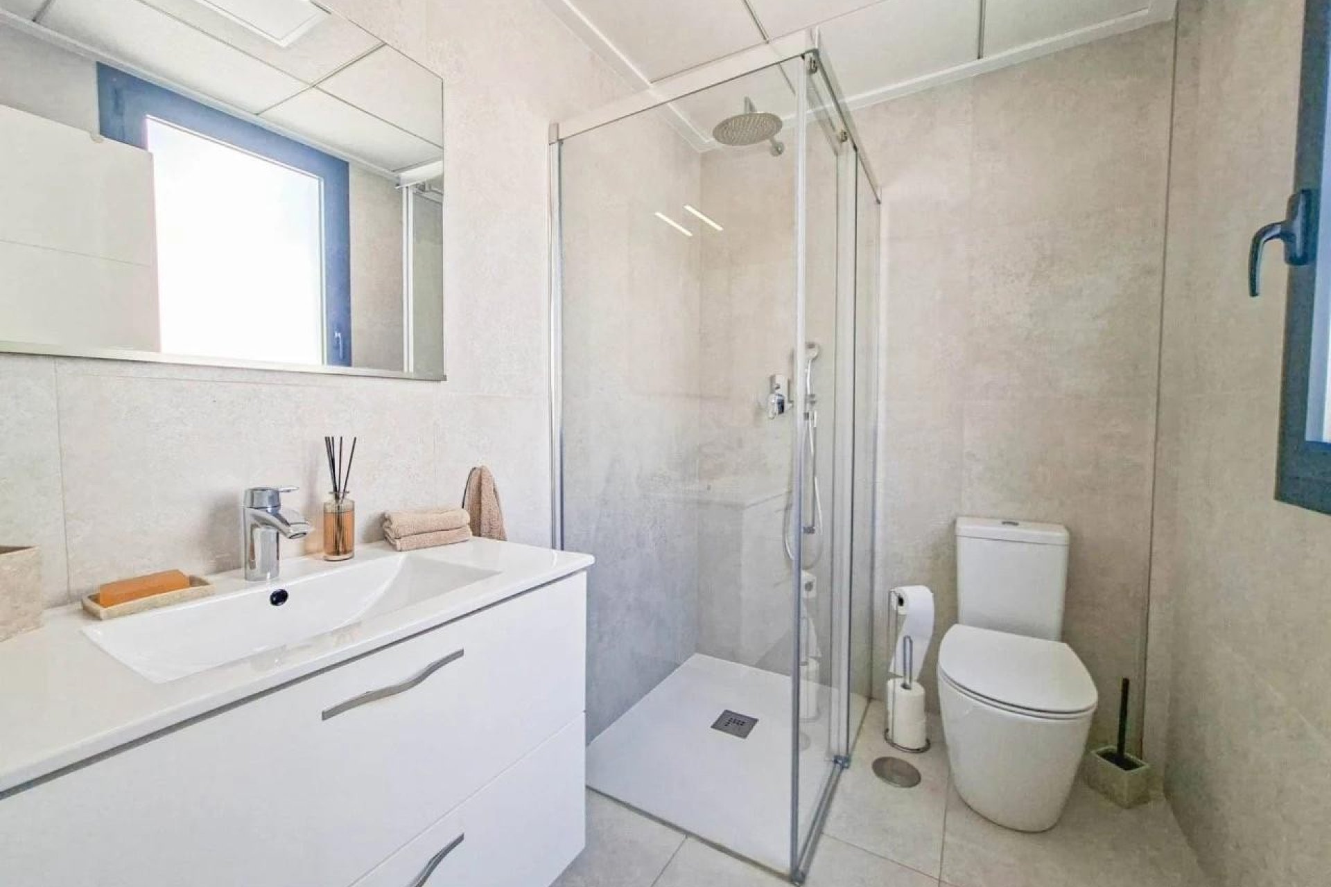 Resale - Villa - Orihuela Costa - Villamartín