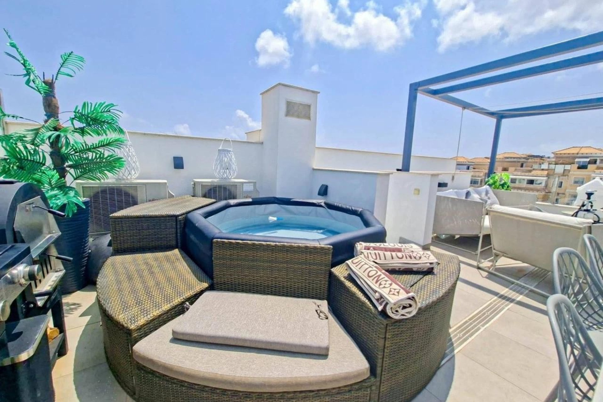 Resale - Villa - Orihuela Costa - Villamartín