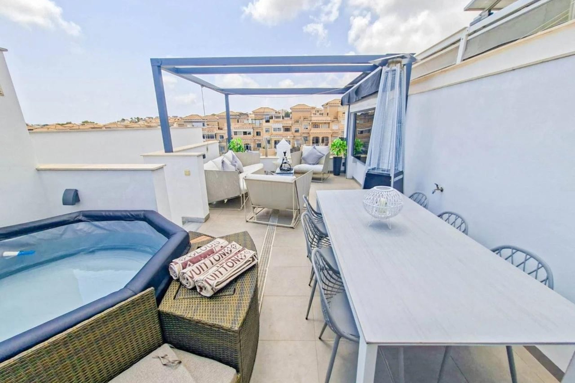 Resale - Villa - Orihuela Costa - Villamartín