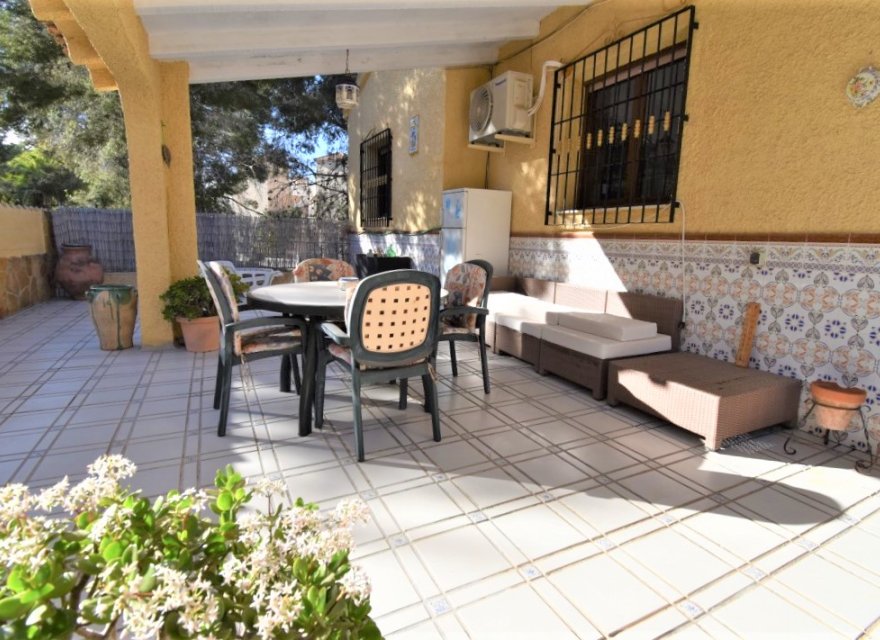 Resale - Villa - Orihuela Costa - Villamartín