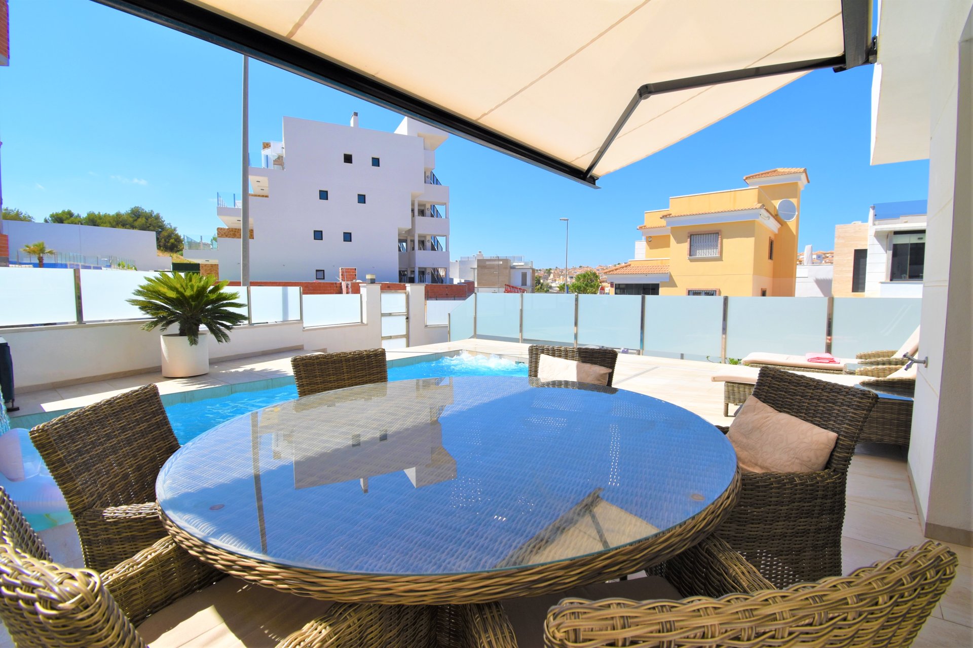 Resale - Villa - Orihuela Costa - Villamartín