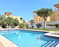 Resale - Villa - Orihuela Costa - Villamartín