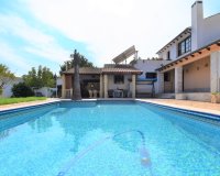 Resale - Villa - Orihuela Costa - Villamartín