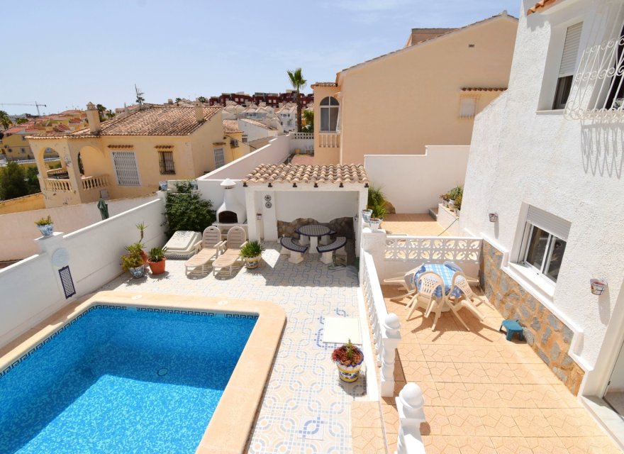 Resale - Villa - Orihuela Costa - Villamartín