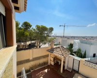 Resale - Villa - Orihuela Costa - Villamartín