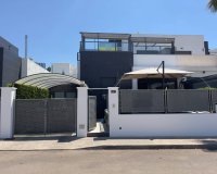 Resale - Villa - Orihuela Costa - Villamartín