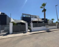 Resale - Villa - Orihuela Costa - Villamartín