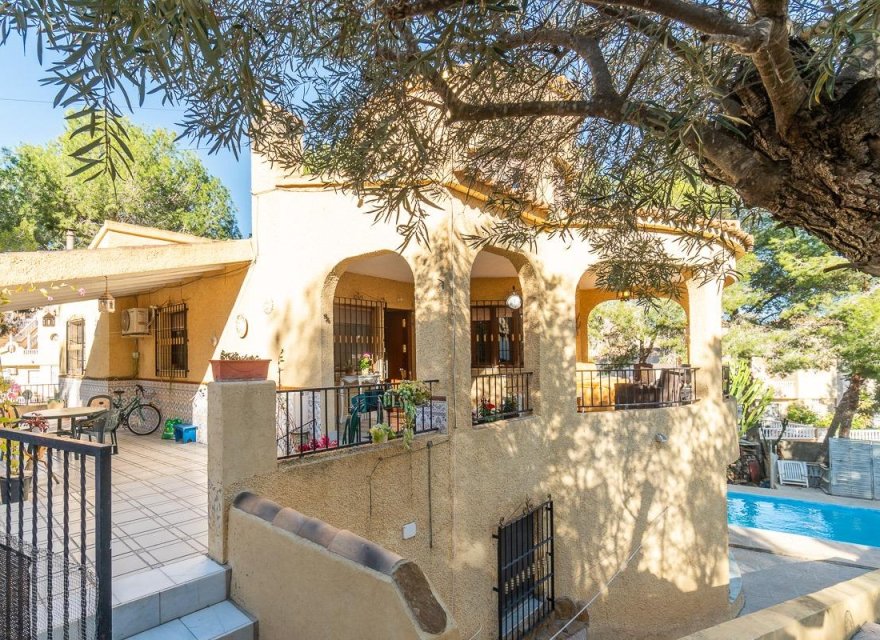 Resale - Villa - Orihuela Costa - Villamartín