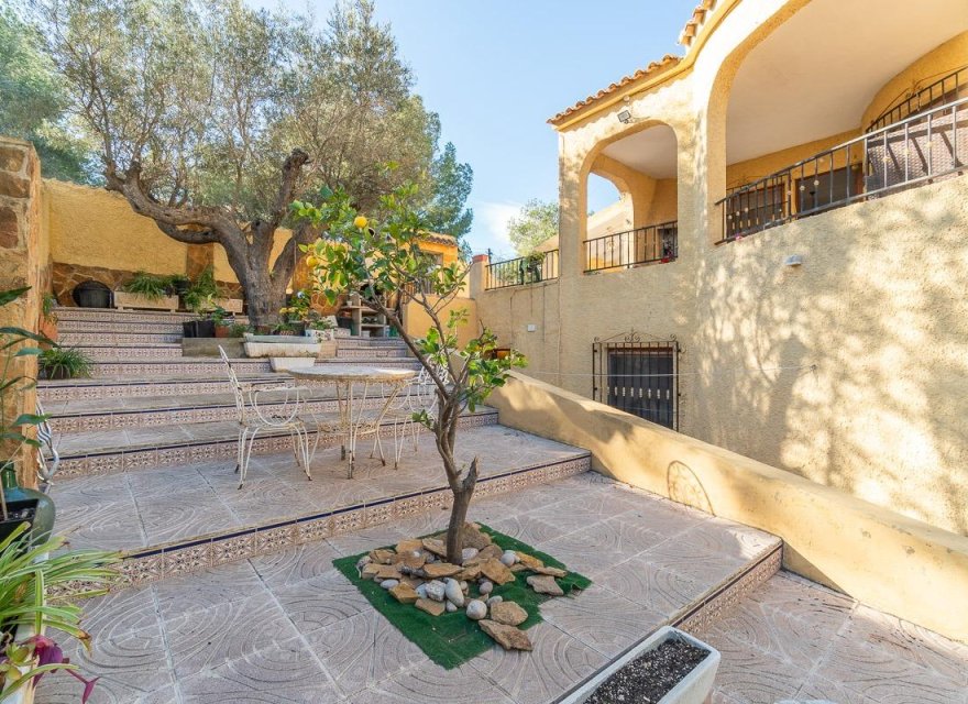 Resale - Villa - Orihuela Costa - Villamartín