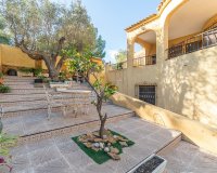 Resale - Villa - Orihuela Costa - Villamartín