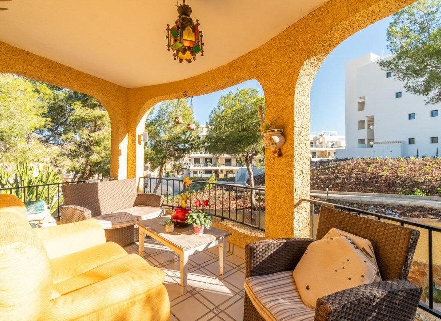 Resale - Villa - Orihuela Costa - Villamartín