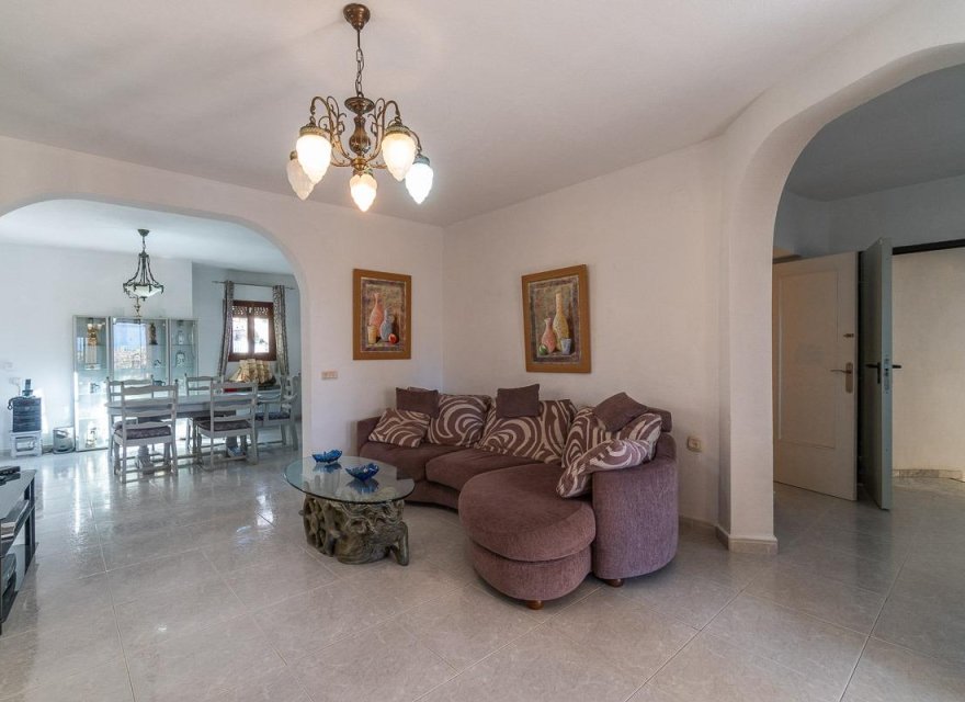 Resale - Villa - Orihuela Costa - Villamartín