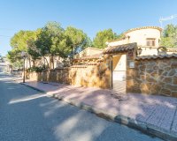 Resale - Villa - Orihuela Costa - Villamartín