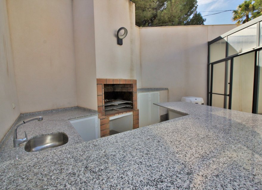 Resale - Villa - Orihuela Costa - Villamartin