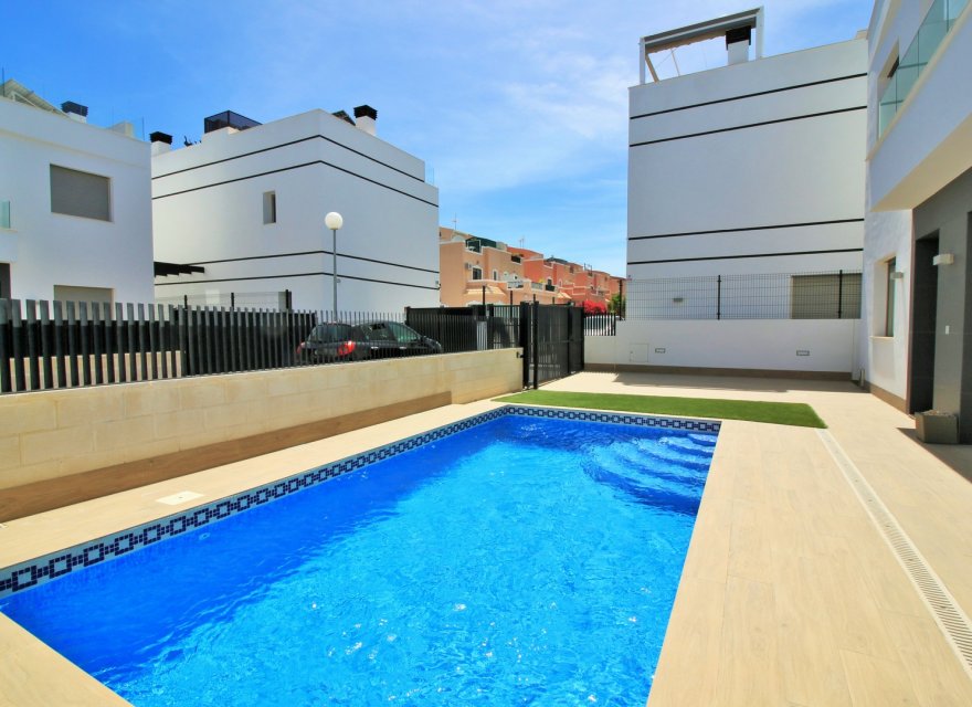 Resale - Villa - Orihuela Costa - Villamartin