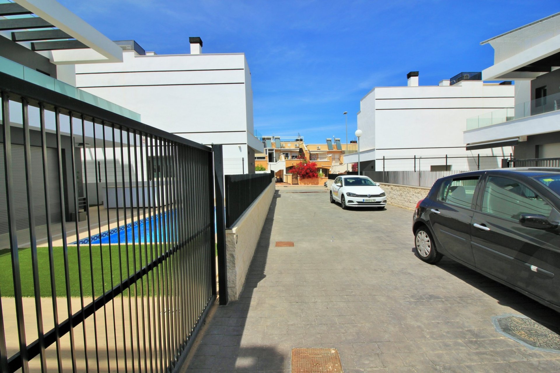 Resale - Villa - Orihuela Costa - Villamartin