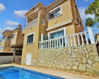 Resale - Villa - Orihuela Costa - Villamartin