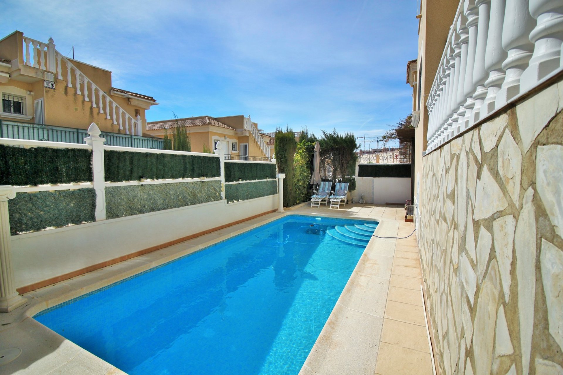 Resale - Villa - Orihuela Costa - Villamartin