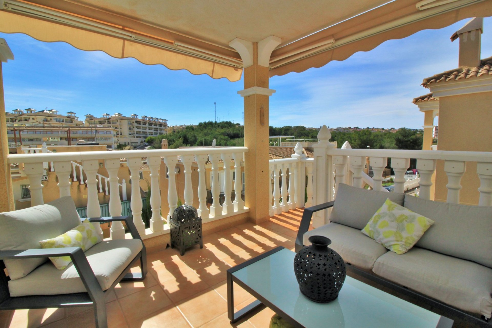 Resale - Villa - Orihuela Costa - Villamartin