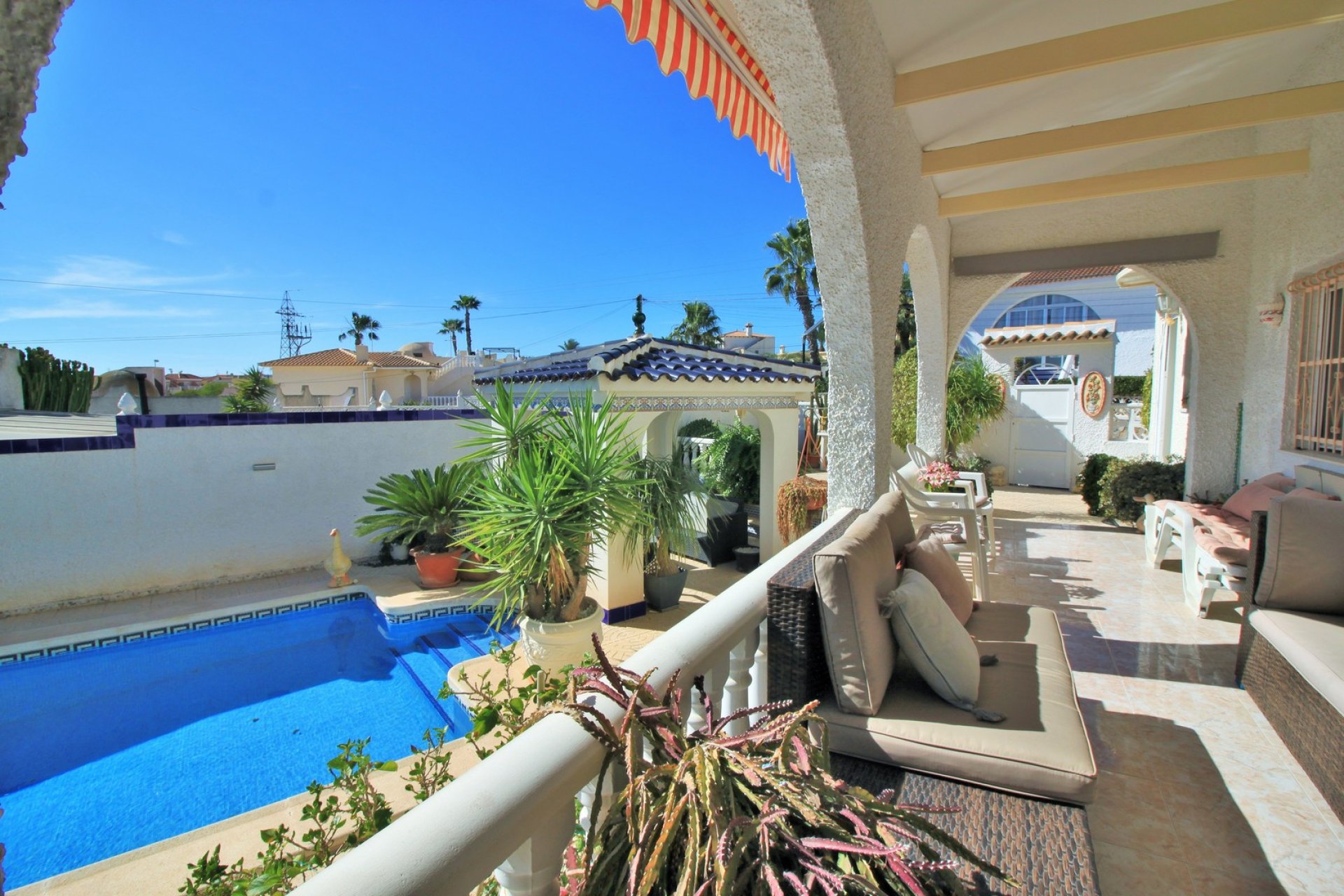 Resale - Villa - Orihuela Costa - Villamartin