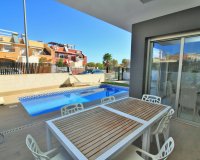 Resale - Villa - Orihuela Costa - Villamartin