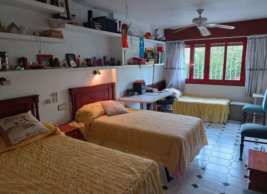 Resale - Villa - Orihuela Costa