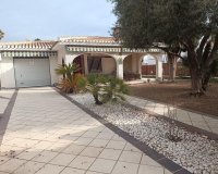 Resale - Villa - Orihuela Costa