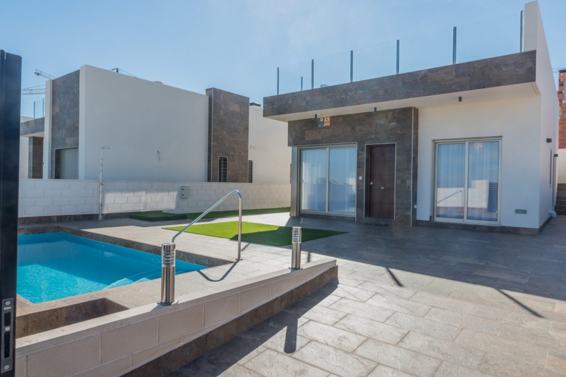 Resale - Villa - Orihuela Costa