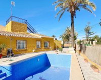 Resale - Villa - Orihuela Costa