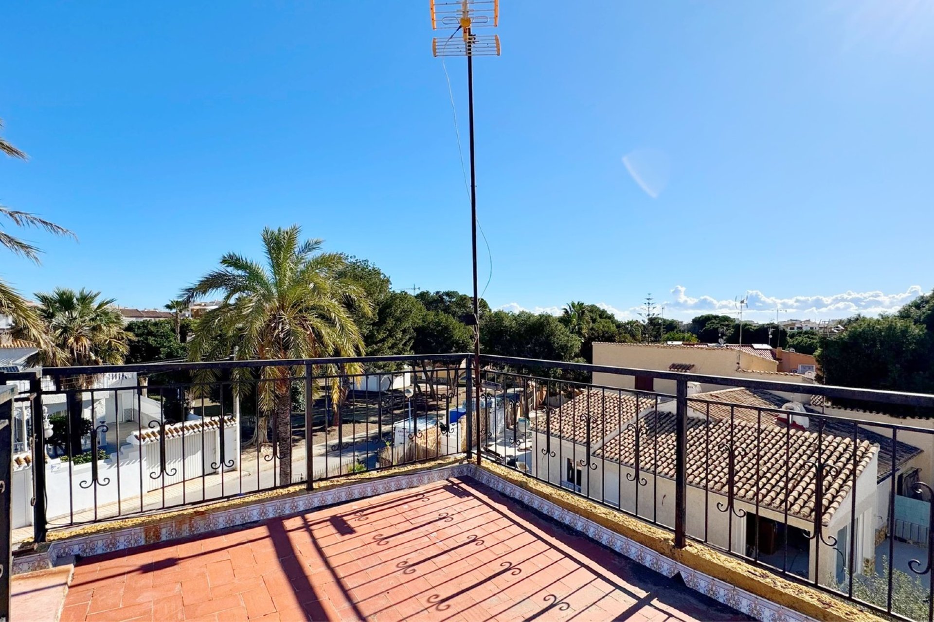 Resale - Villa - Orihuela Costa