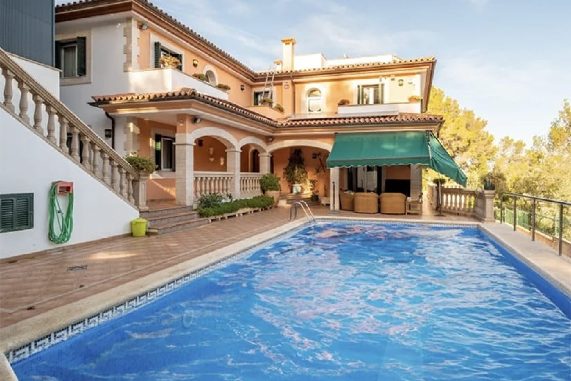 Resale - Villa - Palma de Mallorca - Cas Catala