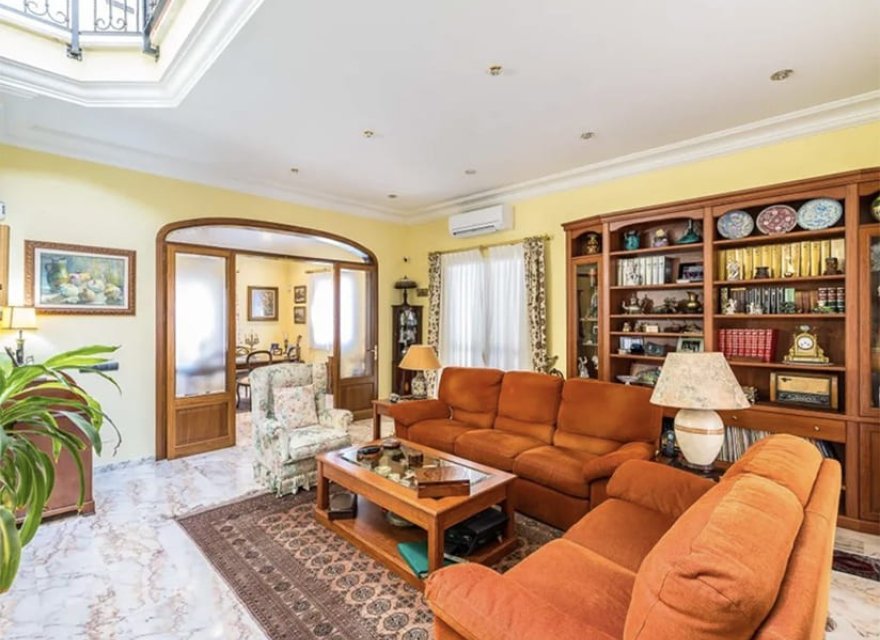 Resale - Villa - Palma de Mallorca - Cas Catala