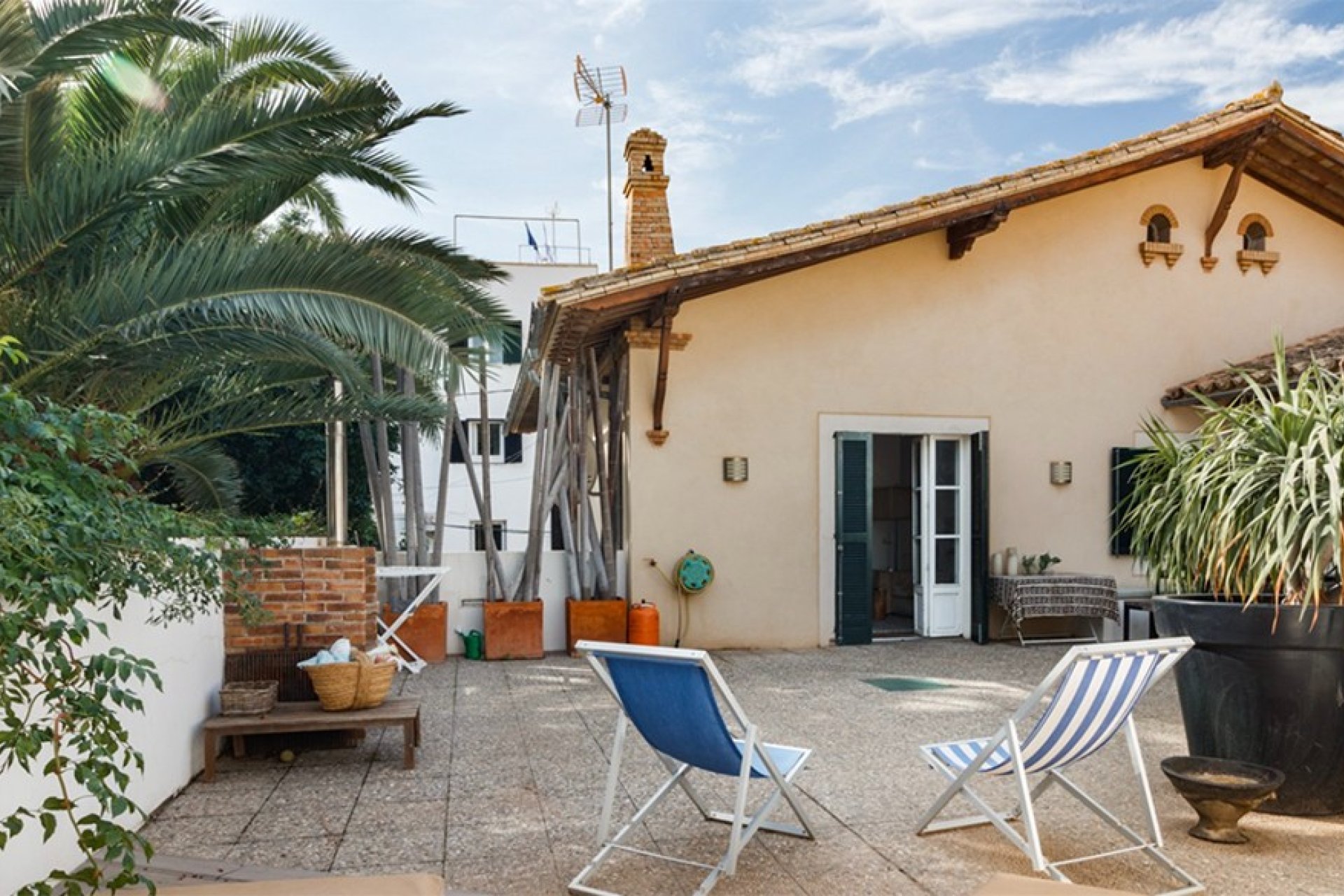Resale - Villa - Palma de Mallorca - Cas Catala