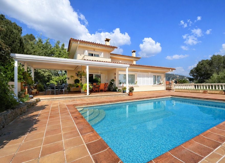 Resale - Villa - Palma de Mallorca - Cas Catala