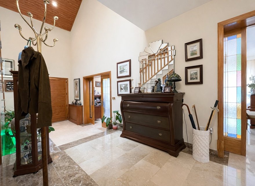 Resale - Villa - Palma de Mallorca - Cas Catala