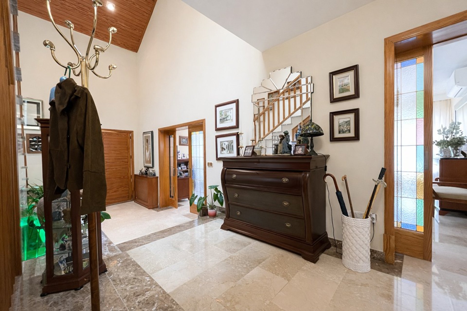 Resale - Villa - Palma de Mallorca - Cas Catala