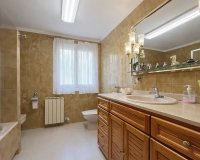 Resale - Villa - Palma de Mallorca - Cas Catala